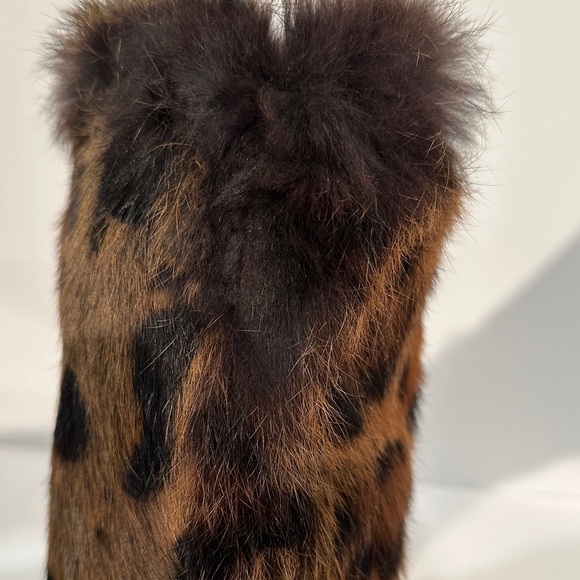 Leopard Print Fur Boots - Picture 4 of 4